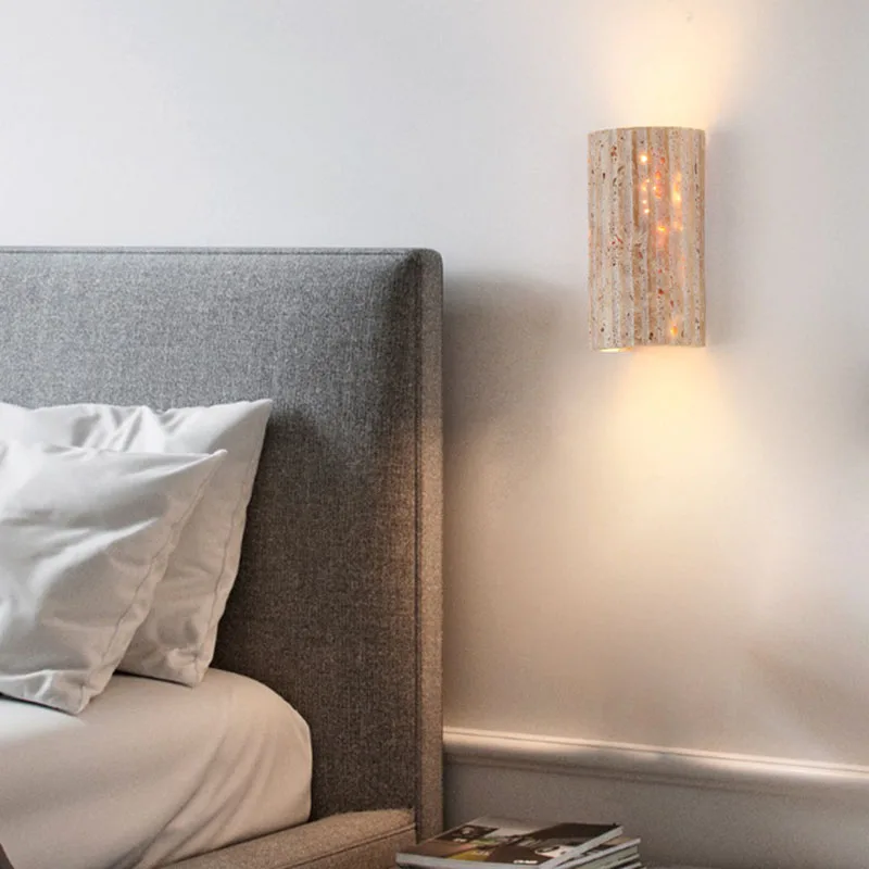 Wandleuchte aus gelbem Travert – Outdoor Lighting For Front Of House Bewertung und Preis